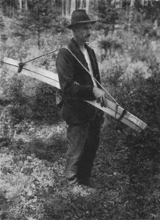 Foto Transport der Zweimannzugsäge mit Schutzschiene