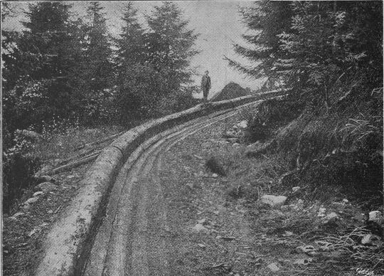 Foto "Bogen in der Zochi-Riese. R = 16 m, Gefälle 26 Prozent"