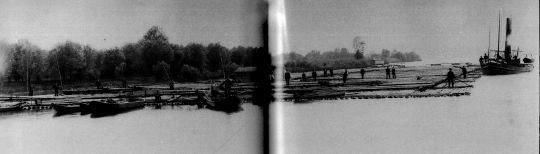 Foto "Zu Beginn des 20. Jh. haben die Rheinflöße nicht mehr die Abmessungen ..."