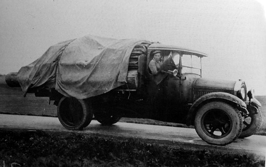 Foto Sauer Kettenlastwagen