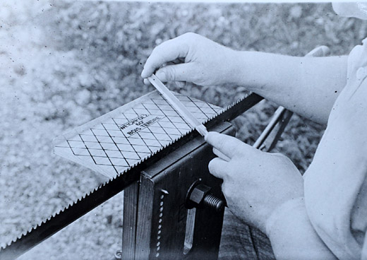Foto Feilen der Handsäge