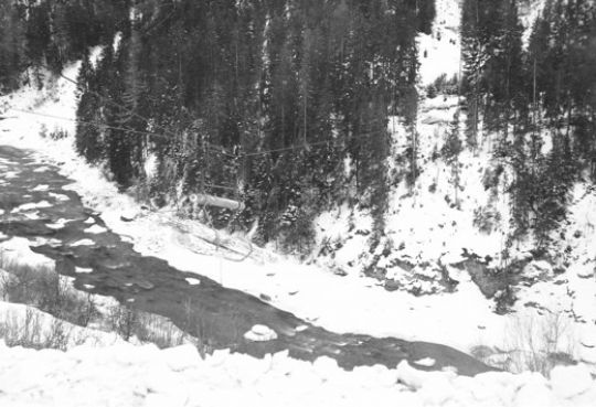 Foto Holzseilbahn über den Inn