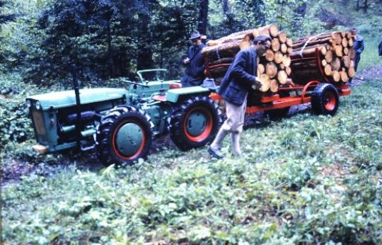 Foto Rücketagung, Holdertraktor